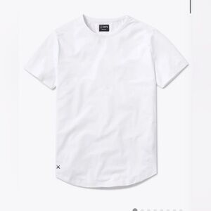 Cuts Clothing Men's Curve Hem Crew Neck Signature Fit 4-Way Stretch T-Shirt M